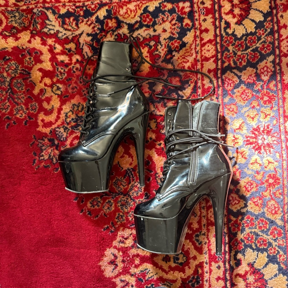 Pleaser size 7 Black Patent Lace-Up Platform Heels